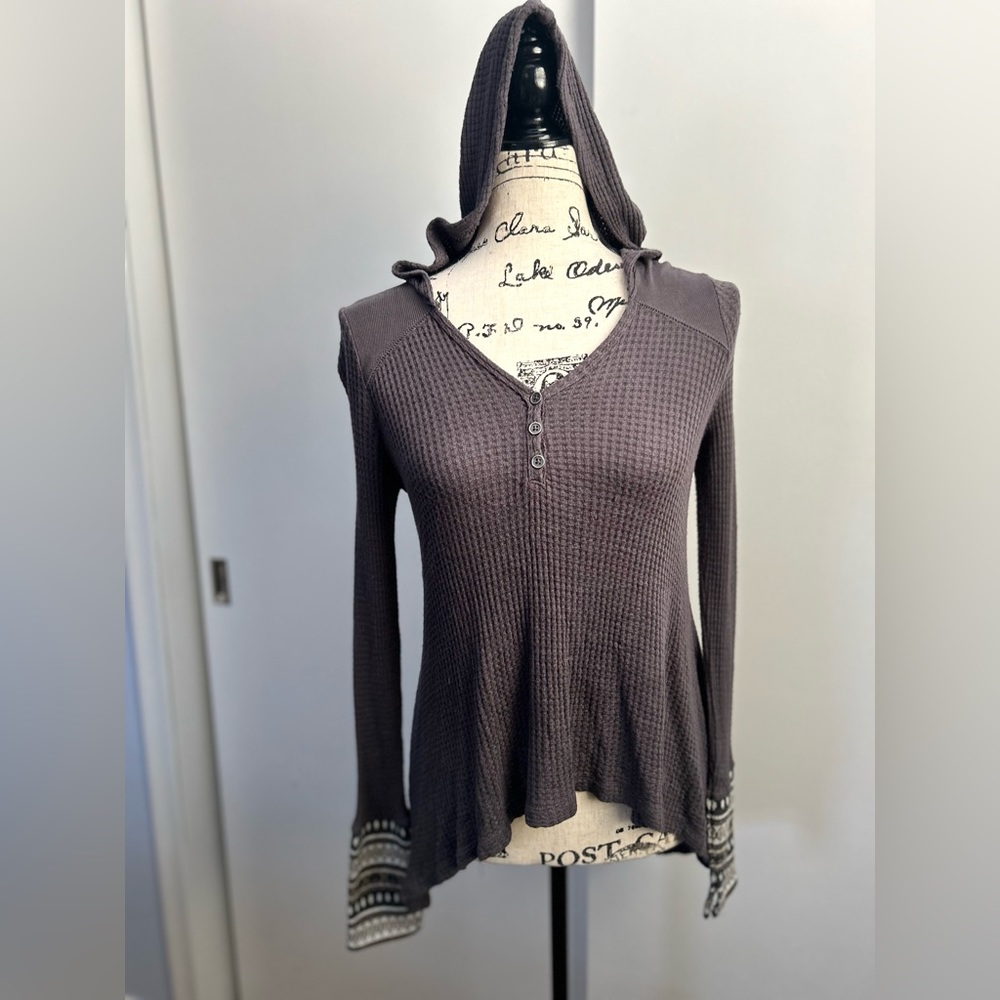 Others follow Waffle‎ knit thermal hoodie